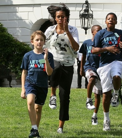 [marchin%2520for%2520obama%2520corp%255B4%255D.jpg]