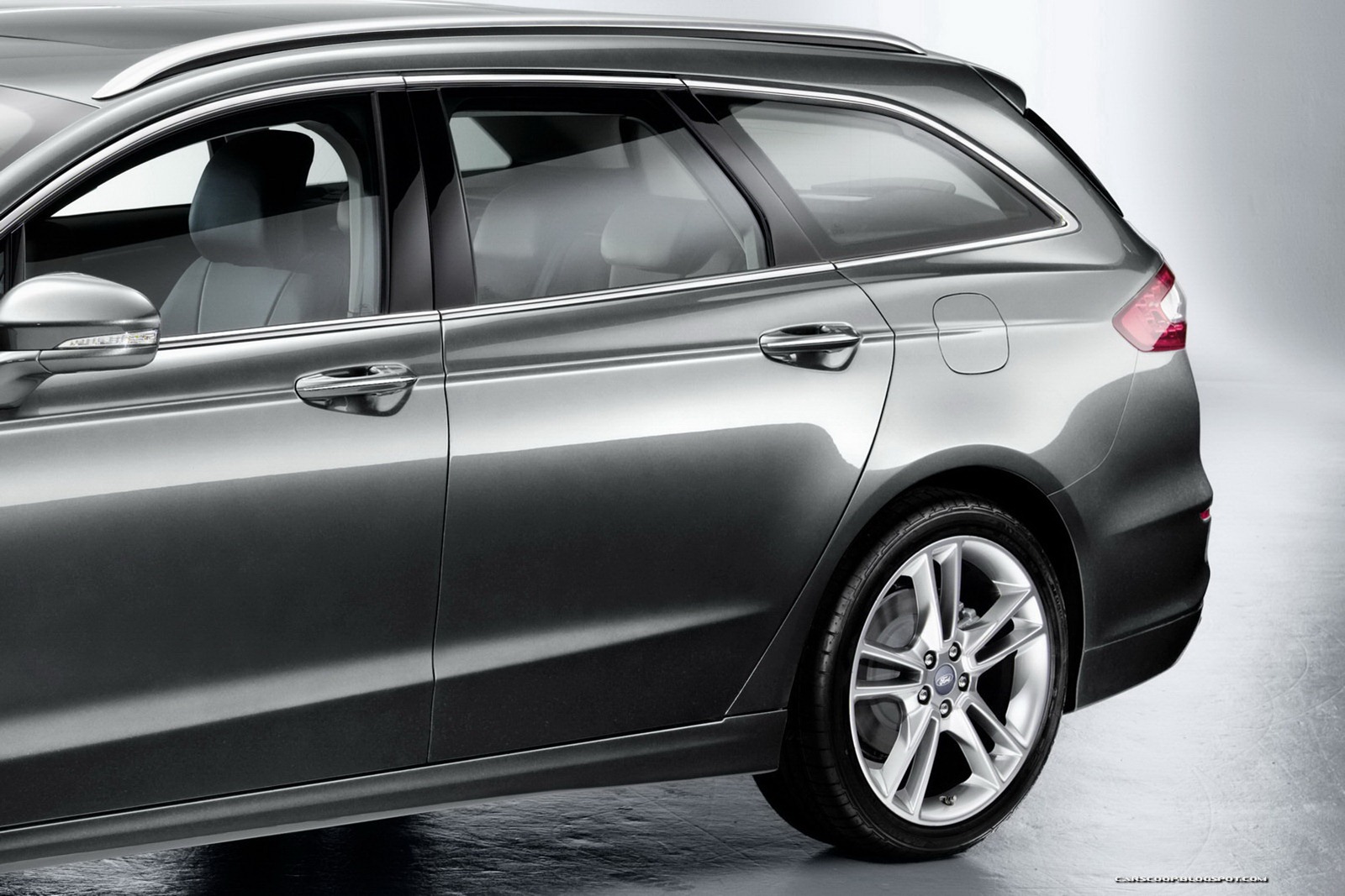 [2013-Ford-Mondeo-14%255B2%255D.jpg]