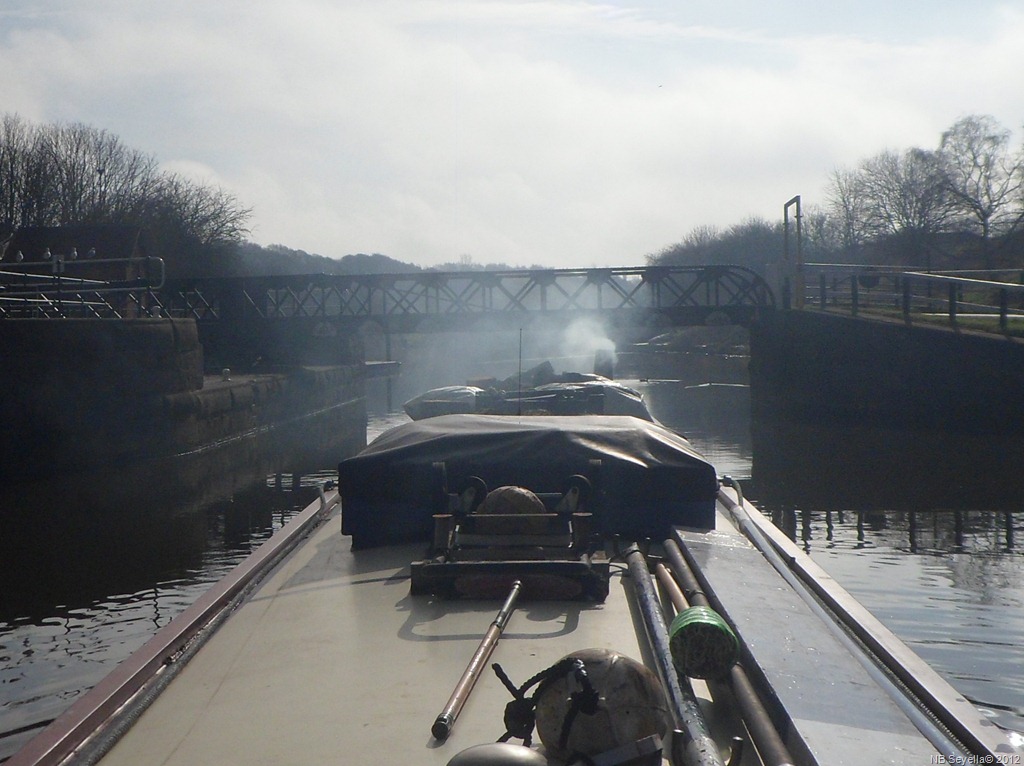 [SAM_0002%2520New%2520Bridge%255B4%255D.jpg]