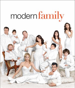 [Modern%2520Family%255B7%255D.jpg]