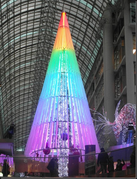 Xmas lights at Eaton Centre (17)