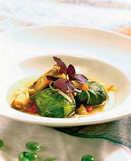 Lattughine ripiene con conchiglie di mare Lattughine ripiene con conchiglie di mare