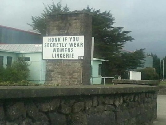 [viral-picdump-pics-9a03e8%255B2%255D.jpg]