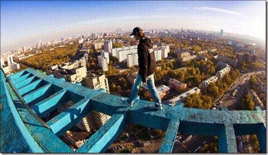 roofers_not_afraid_of_heights_34 roofers_not_afraid_of_heights_34