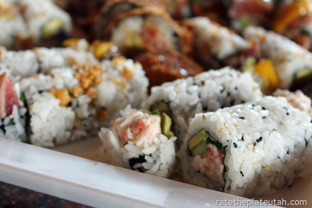 [Sushi%2520Groove%2520California%2520Roll%255B3%255D.jpg]