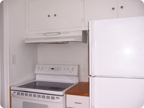 athomewithh_kitchen_before