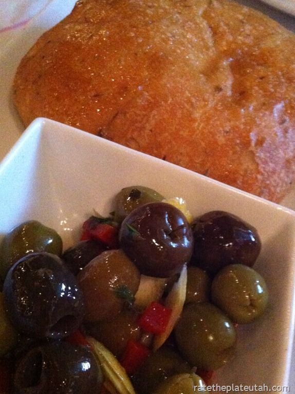 [Macaroni%2520Grill%2520Olives%2520and%2520Bread%255B4%255D.jpg]