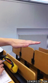 funny-gifs-freaky-fingers