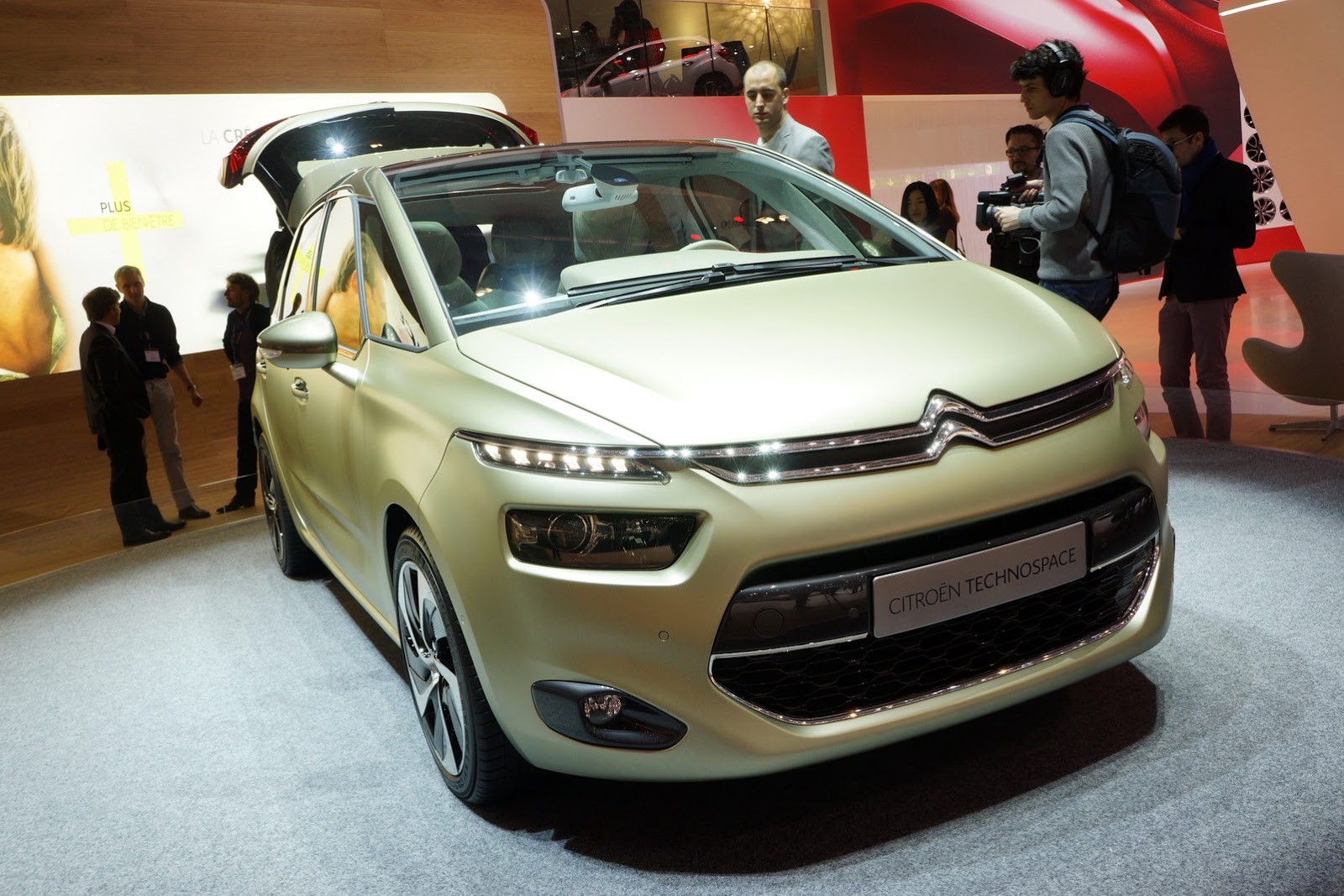 [Citroen-Technospace-Concept-2%255B2%255D.jpg]