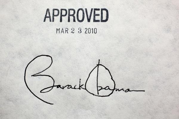 [0325-obama-healthcare-signature_full_600%255B3%255D.jpg]