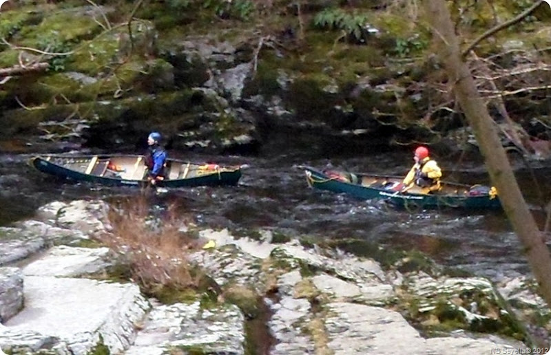 SAM_0004 Canoes on R Dee