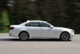 2013-BMW-7-Series-6