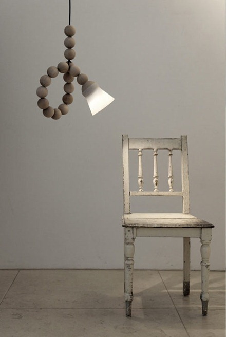 Lampa Earl från Llot Llov via Design Milk