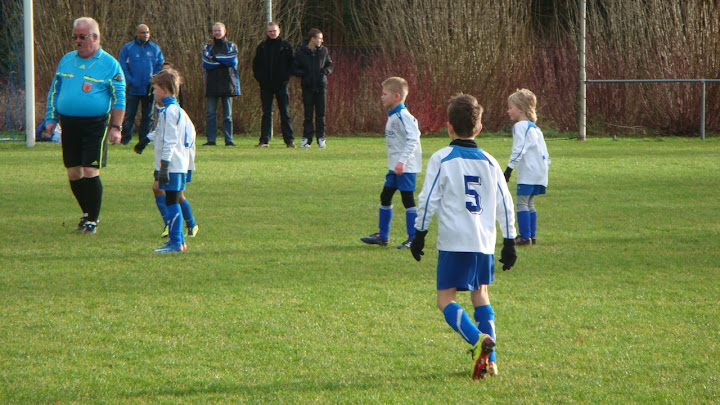 2011 - 17 DEC - WVV F3 - BATO F1 011.jpg