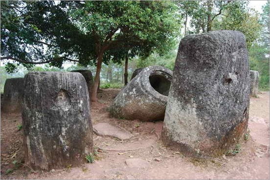 Plain-of-Jars_Phonsavan_01