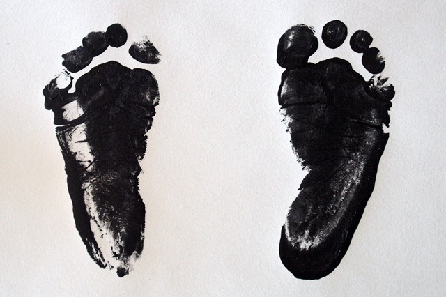 [footprints%2520%2540%25201%2520month%255B4%255D.jpg]