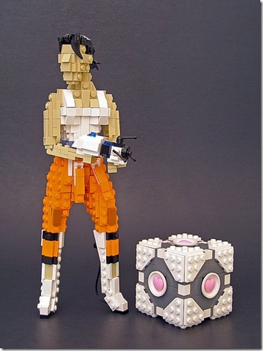 portal chell and companion cube in lego 01b