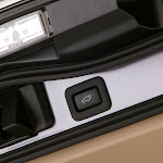 2011 Lexus LX 570 013.jpg 2011 Lexus LX 570 013.jpg