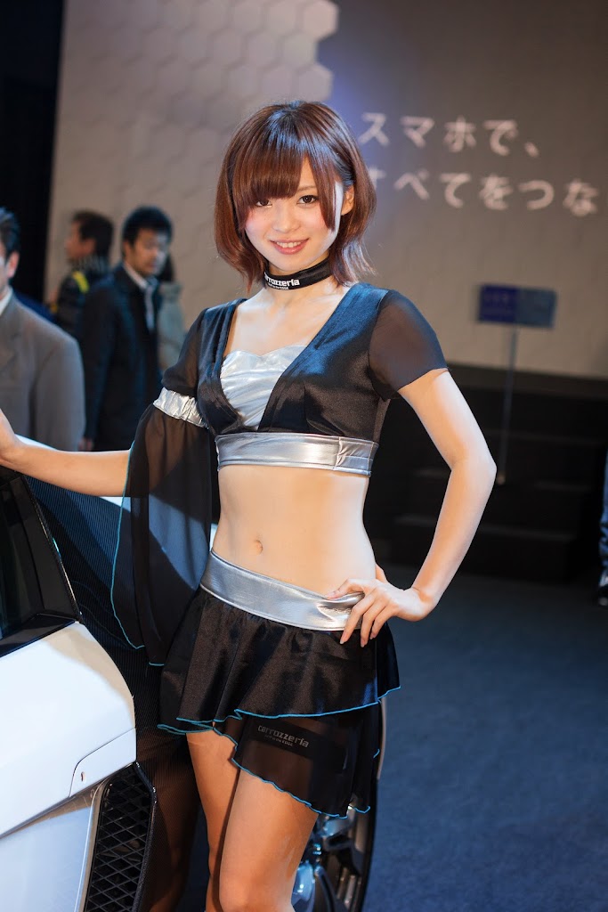 Девушки из автосалона в Токио (Tokyo Motor Show) (52 фото) | Картинка №24