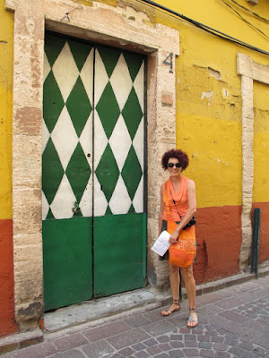 Christiane and a green door
