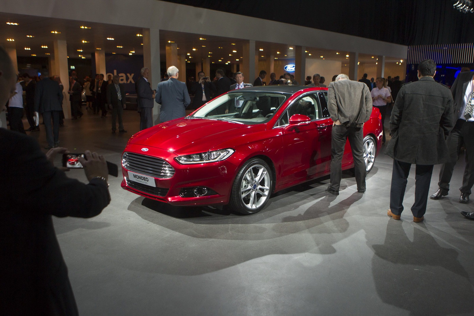[2013-Ford-Mondeo-Carscoop-E5%255B2%255D.jpg]