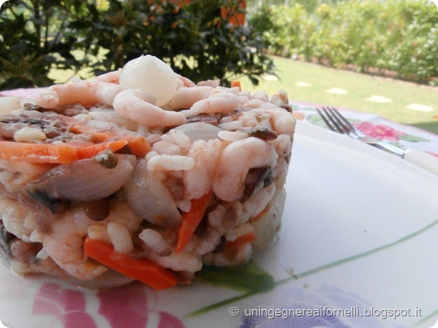 insalata riso legumi gamberetti carote cipolline lenticchie piselli fagioli azuki