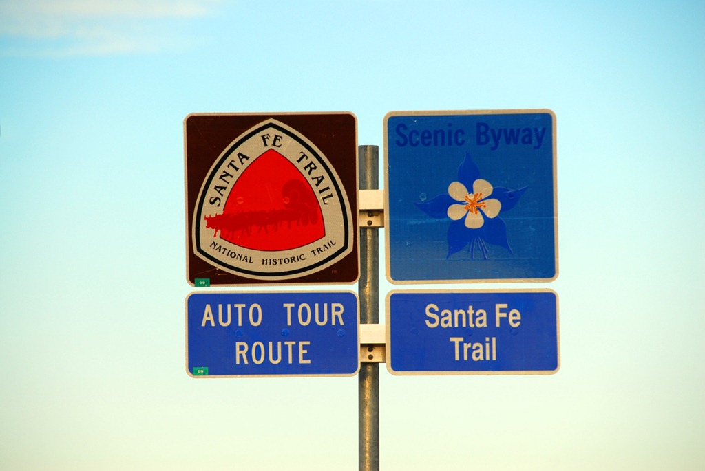 [Santa-Fe-Sign2.jpg]