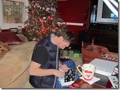 Brian opening gift8