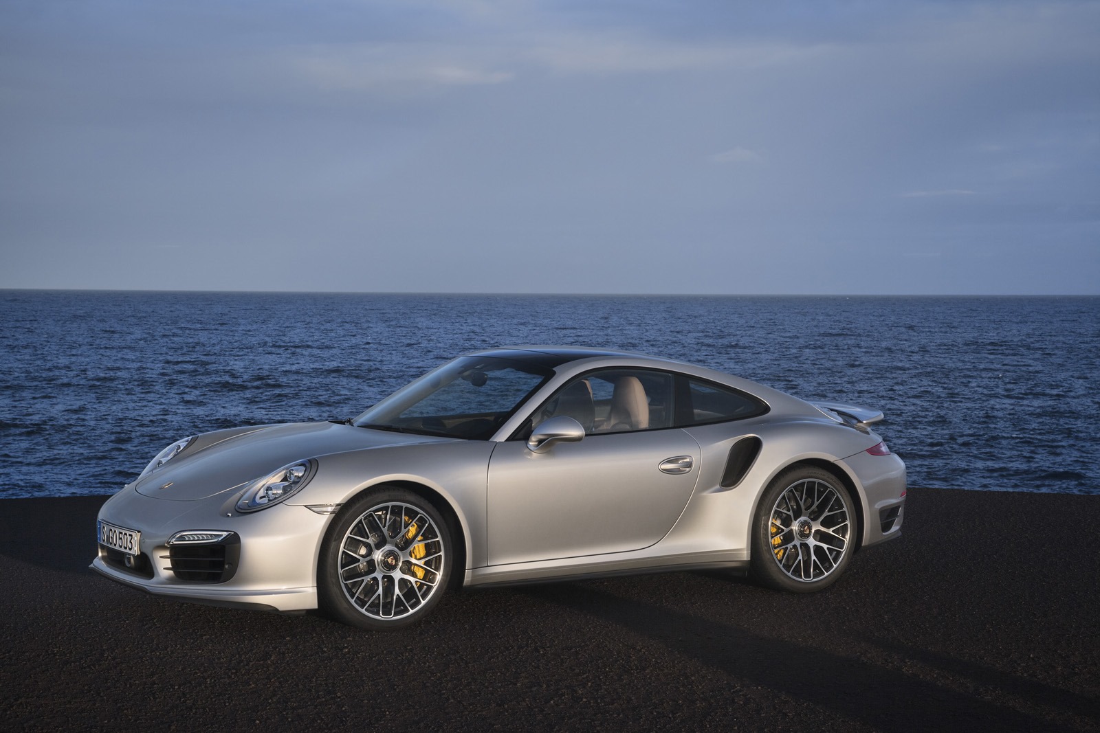 [2014-Porsche-911-Turbo-S-Coupe-6%255B3%255D.jpg]