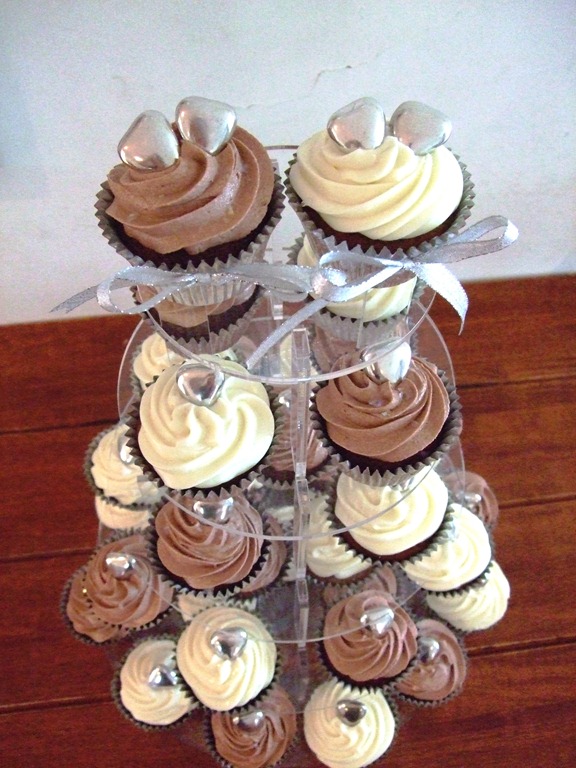[cocoa%2520%2526%2520cream%2520tower.jpg]