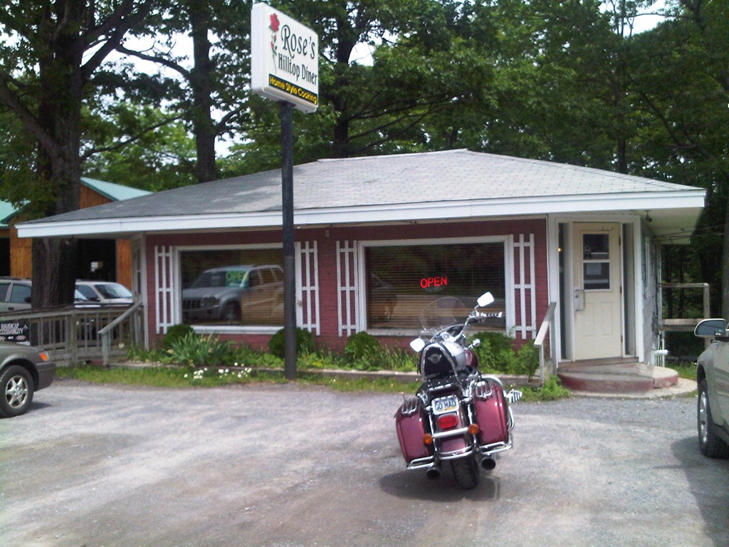 [Rose%2527s%2520Hilltop%2520Diner%255B2%255D.jpg]