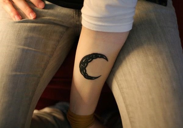[awesome-tattoos-moon-075%255B3%255D.jpg]