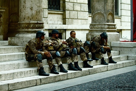 film_20110921_soldiers