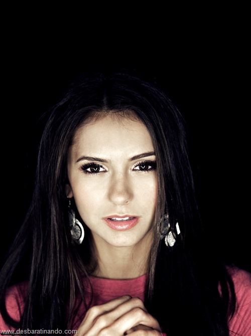 nina dobrev linda sensua sexy sedutora fotos Vampire Diaries desbaratinando (76)