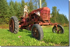 Scarecrow on Tractor, QC, Canada 2011 HDR-1024