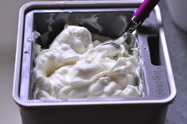 [strained_g_yogurt%255B4%255D.jpg]