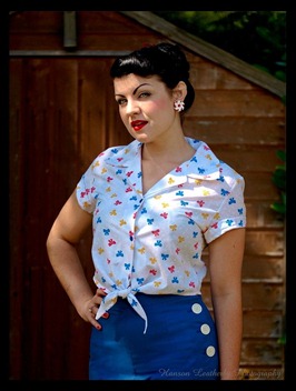 tn_jenny_blue_outfit_1
