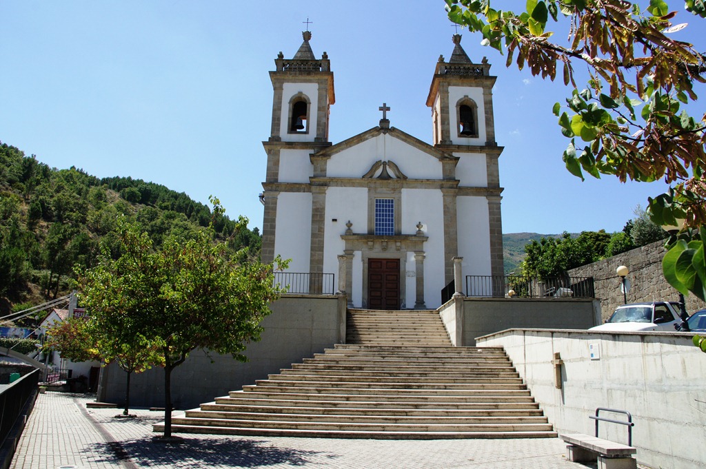 [Gl%25C3%25B3ria%2520Ishizaka%2520-%2520Covilh%25C3%25A3%2520-%2520igreja%2520de%2520nossa%2520senhora%2520de%2520fatima%255B4%255D.jpg]