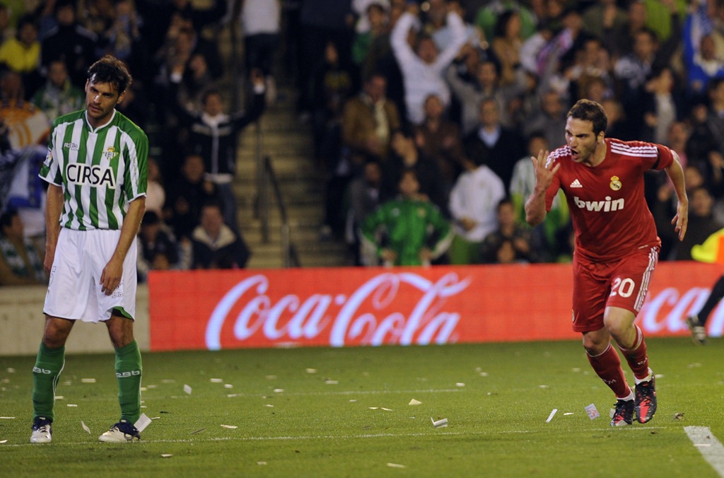 [higuain%2520celebrando%255B2%255D.jpg]