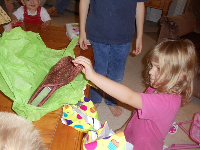 [20110917_BirthdayParty15%255B3%255D.jpg]