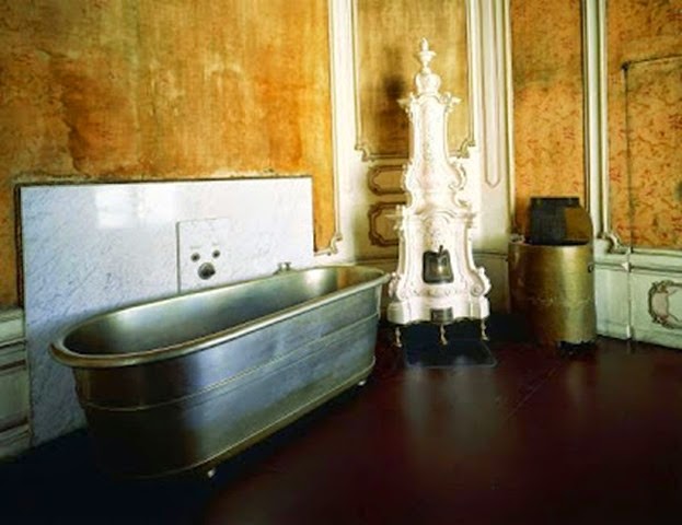 BAÑO DE ELISABETH EN HOFBURG BAÑO DE ELISABETH EN HOFBURG