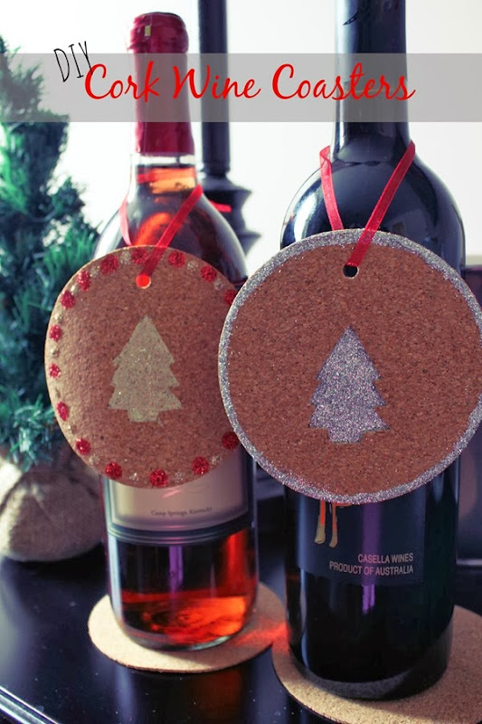 DIY Cork Coasters Wine Tag - Makes a great Christmas gift craft.