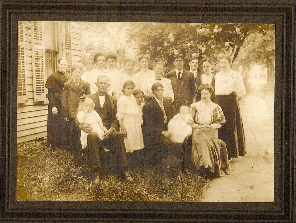 [Ballard%2520family.jpg]