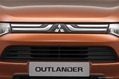2013-Mitsubishi-Outlander-42