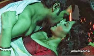 Bengali Actress Swastika Mukharjee Hot smooch and intemate scene