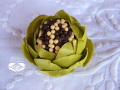 Álbum de fotos de Camélia da Arte em Forminhas, de Patricia Caetano, que cuida da produção artesanal de formas de tecido para doces (forminhas), criando peças personalizadas que conferem um charme todos especial à decoração. Também faz porta-guardanapo. Album (digital) de fotos de Camélia da Arte em Forminhas, de Patricia Caetano, que cuida da produção artesanal de formas de tecido para doces (forminhas), criando peças personalizadas que conferem um charme todos especial à decoração. Também faz porta-guardanapo. forminhas porta guardanapo doces para guardanapos docinhos de decorados tecido doce papel fazer embalagens forma individual pano forminha