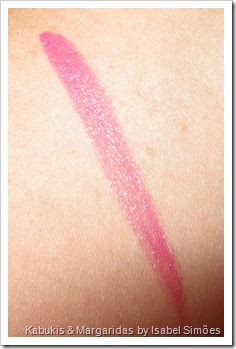 KIKO Double Touch #106 Hot Pink KIKO Double Touch #106 Hot Pink