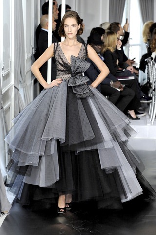 [Dior-Couture-2012-Runway%2520%252836%2529.jpg]