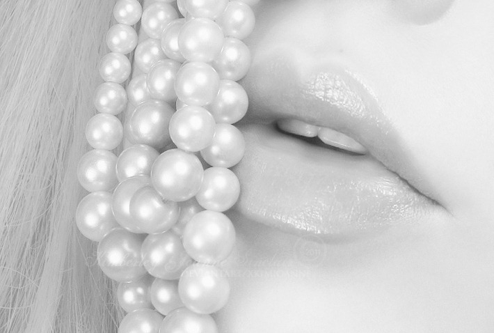 [candy-cute-deviantart-lips-lipstick-Favim.com-250536.jpg]