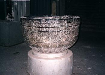 [budha_bhikshapatra_250056467%255B10%255D.jpg]